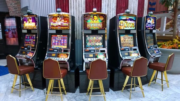 tarowin Real Dealer Interaction